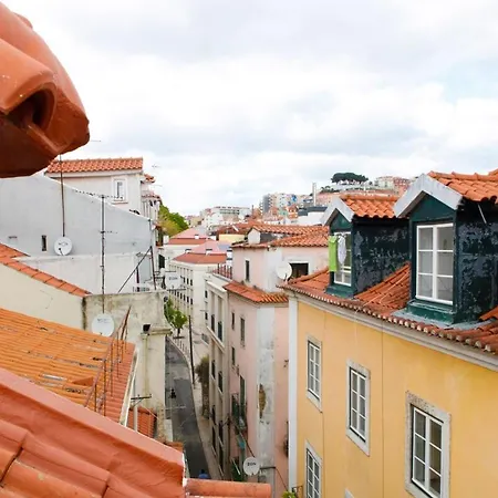 شقة Charming Mansard In Pena Baixa Lisboa